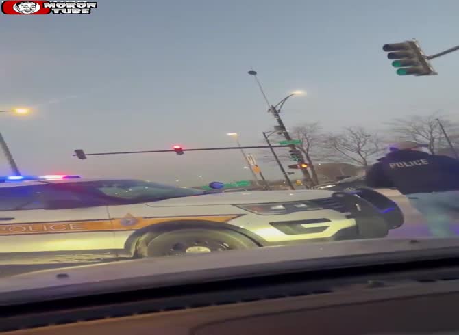 Video :Criminals hit police officer to escape in stolen car